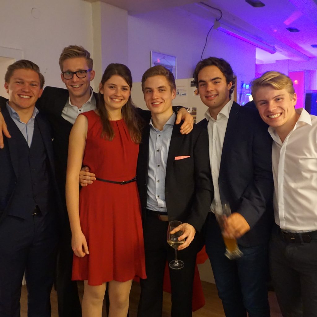 Foto 08.12.17, 00 53 03